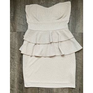Windsor nude mini peplum ruffled dress